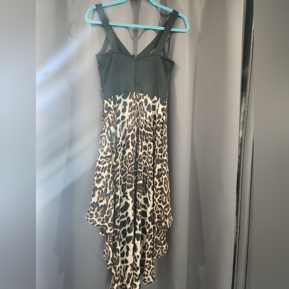 AVEC LEOPARD PRINT HIGH LOW MAXI DRESS MEDIUM SIZE - Picture 6 of 9